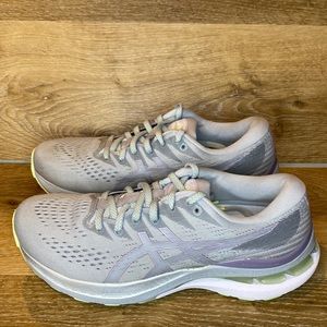 ASICS Gel-Kayano 28 Size 8